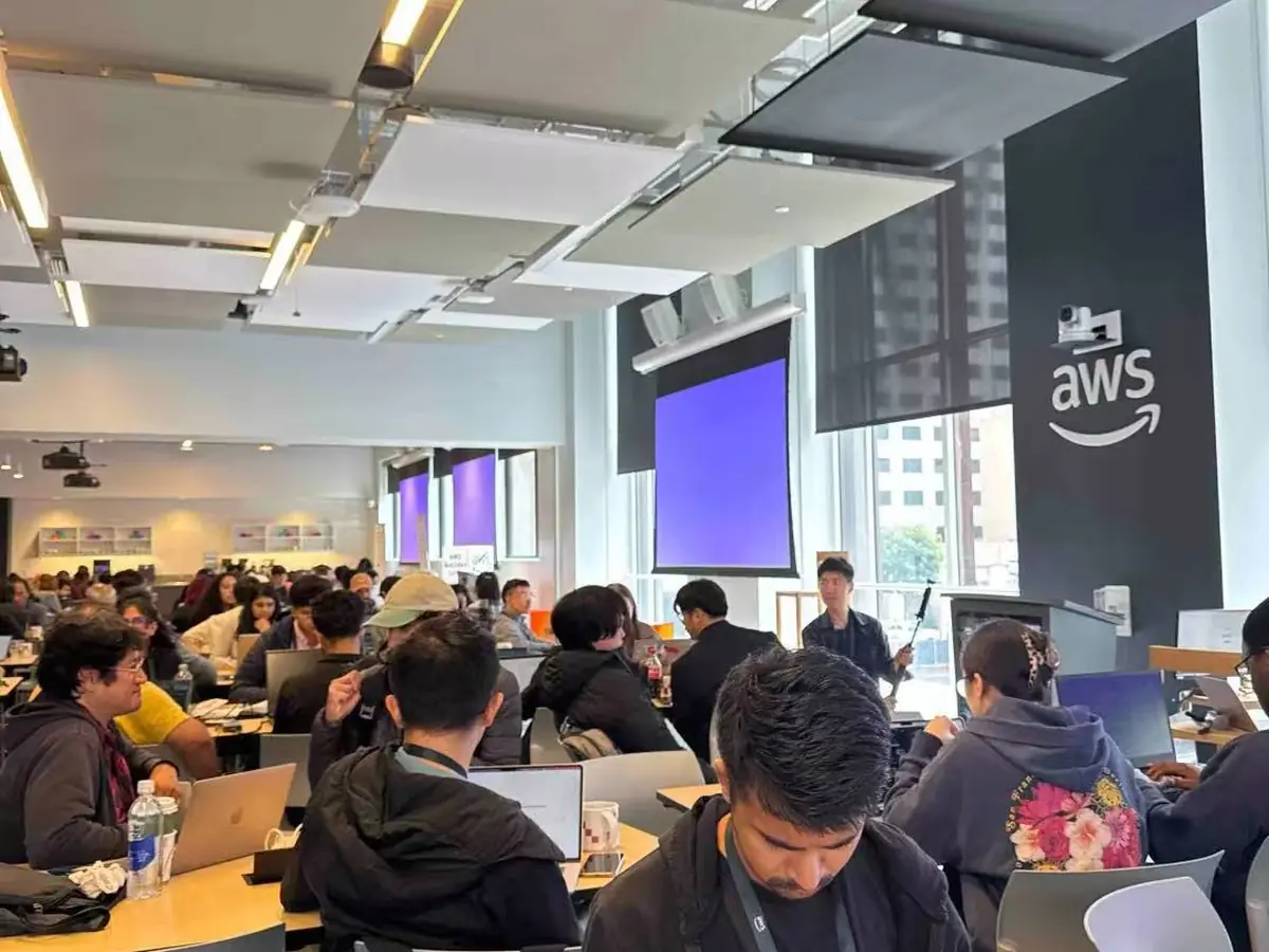 Agentic AI Hackathon crowd